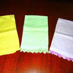 3 Vintage Handmade LINEN Crochet Tatted Trim ESTATE GUEST TEA HAND TOWELS